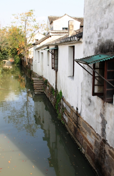 China (33)