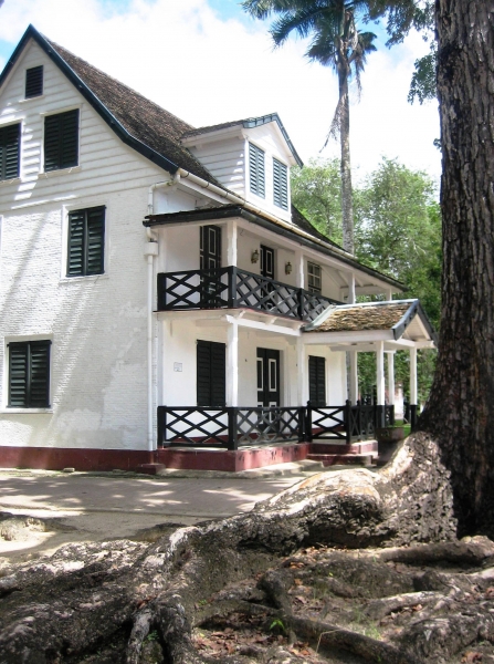 Suriname (27)